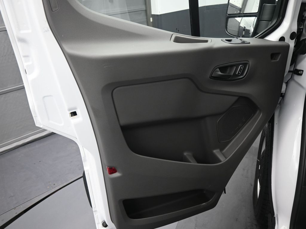 2025 Ford Transit Van Base - Photo 16