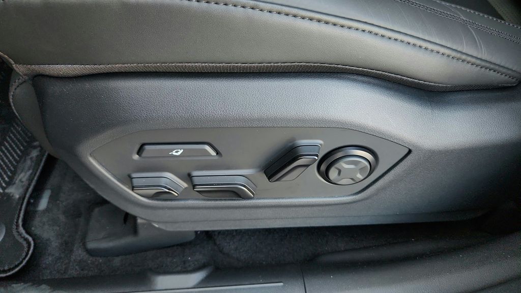 2025 Hyundai Santa Fe Calligraphy - Photo 30