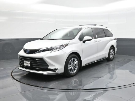 2025 Toyota Sienna Limited