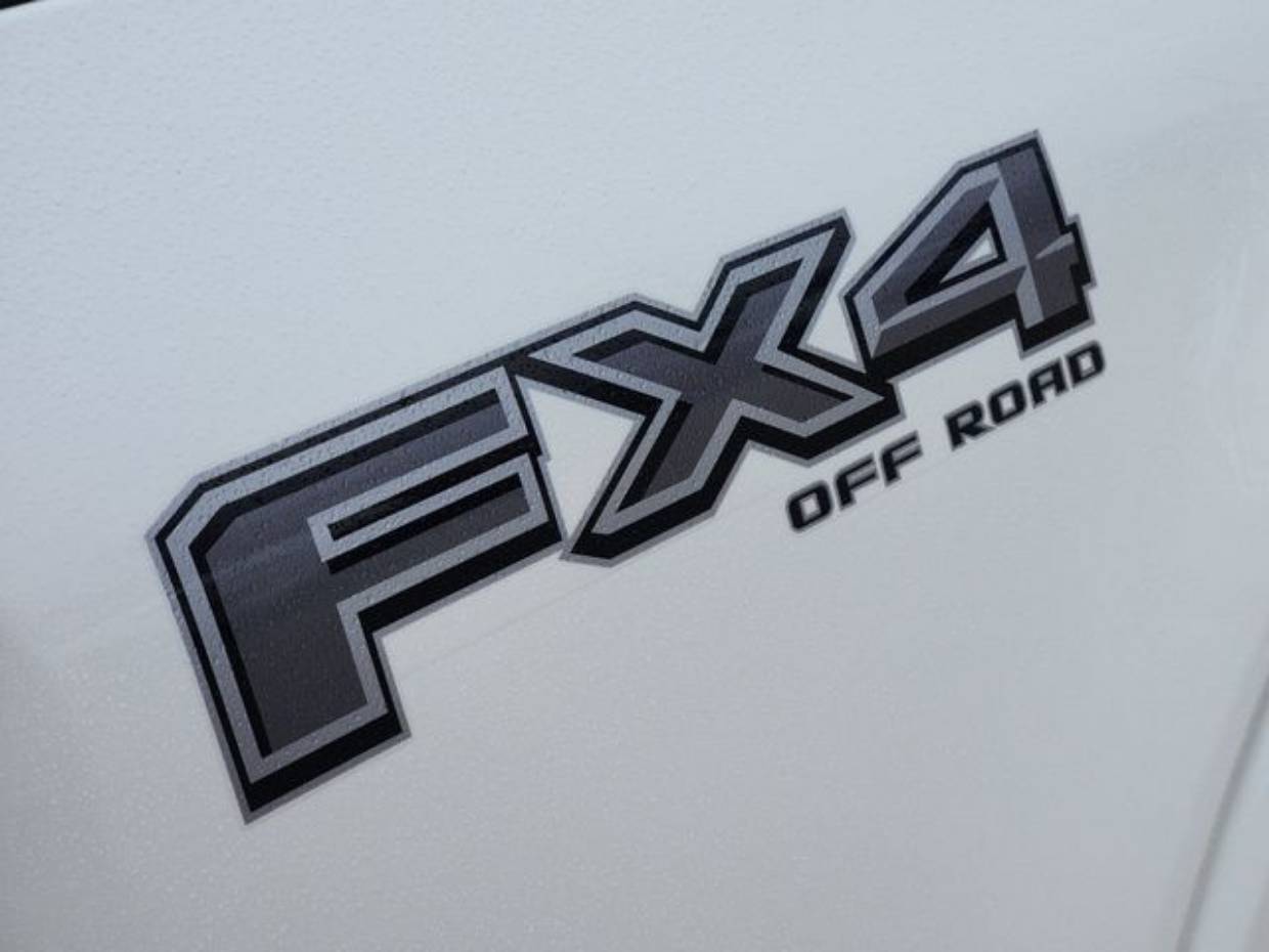 2025 Ford F-150 Lariat - Photo 9