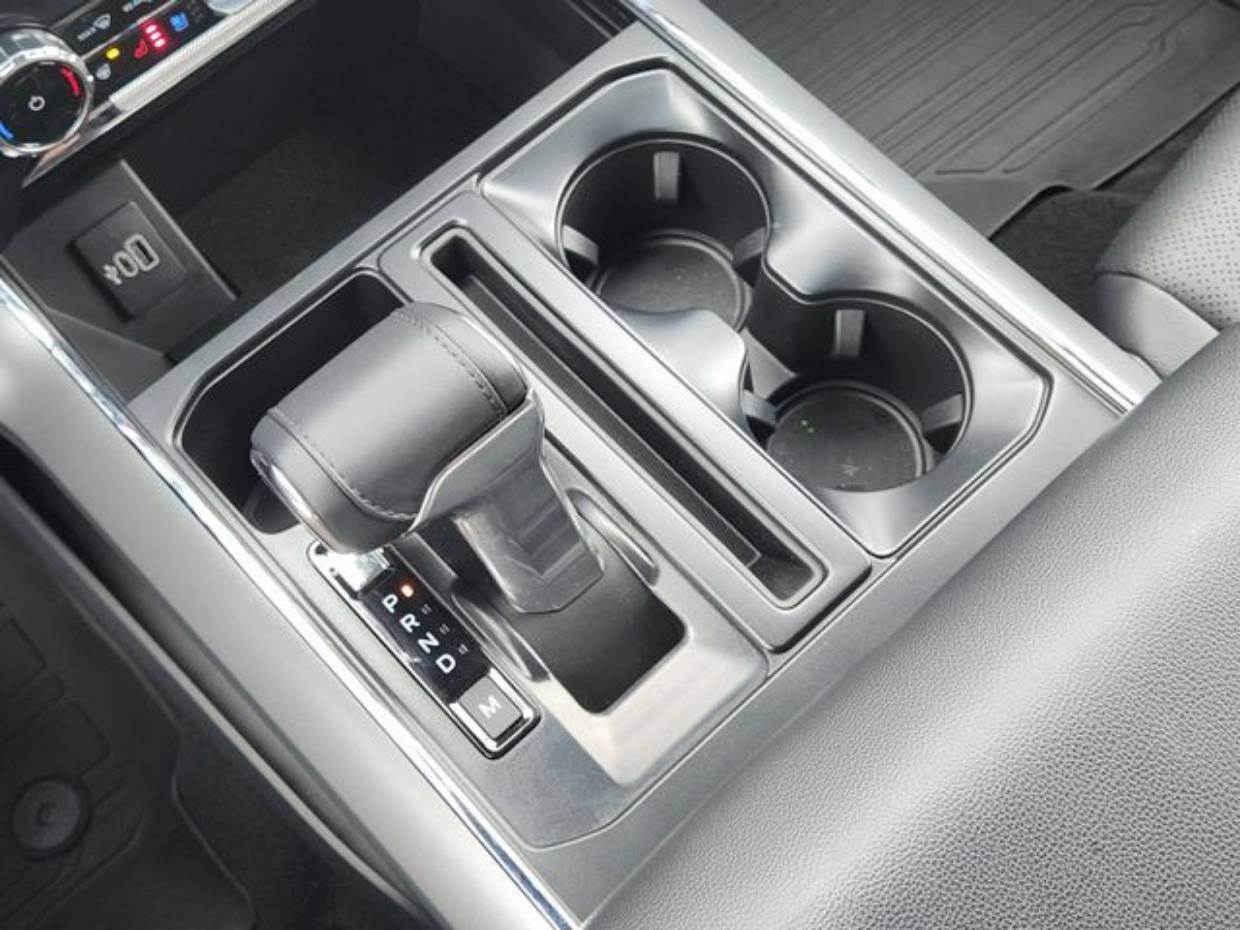 2025 Ford F-150 Lariat - Photo 16