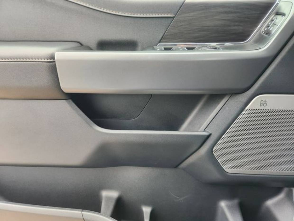 2025 Ford F-150 Lariat - Photo 17