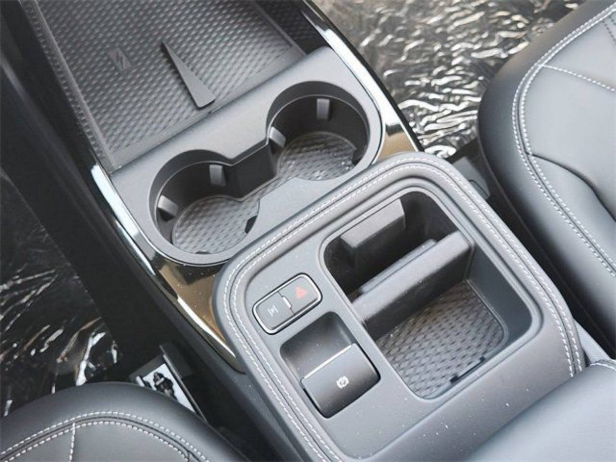 2025 Ford Mustang Mach-E Select - Photo 15