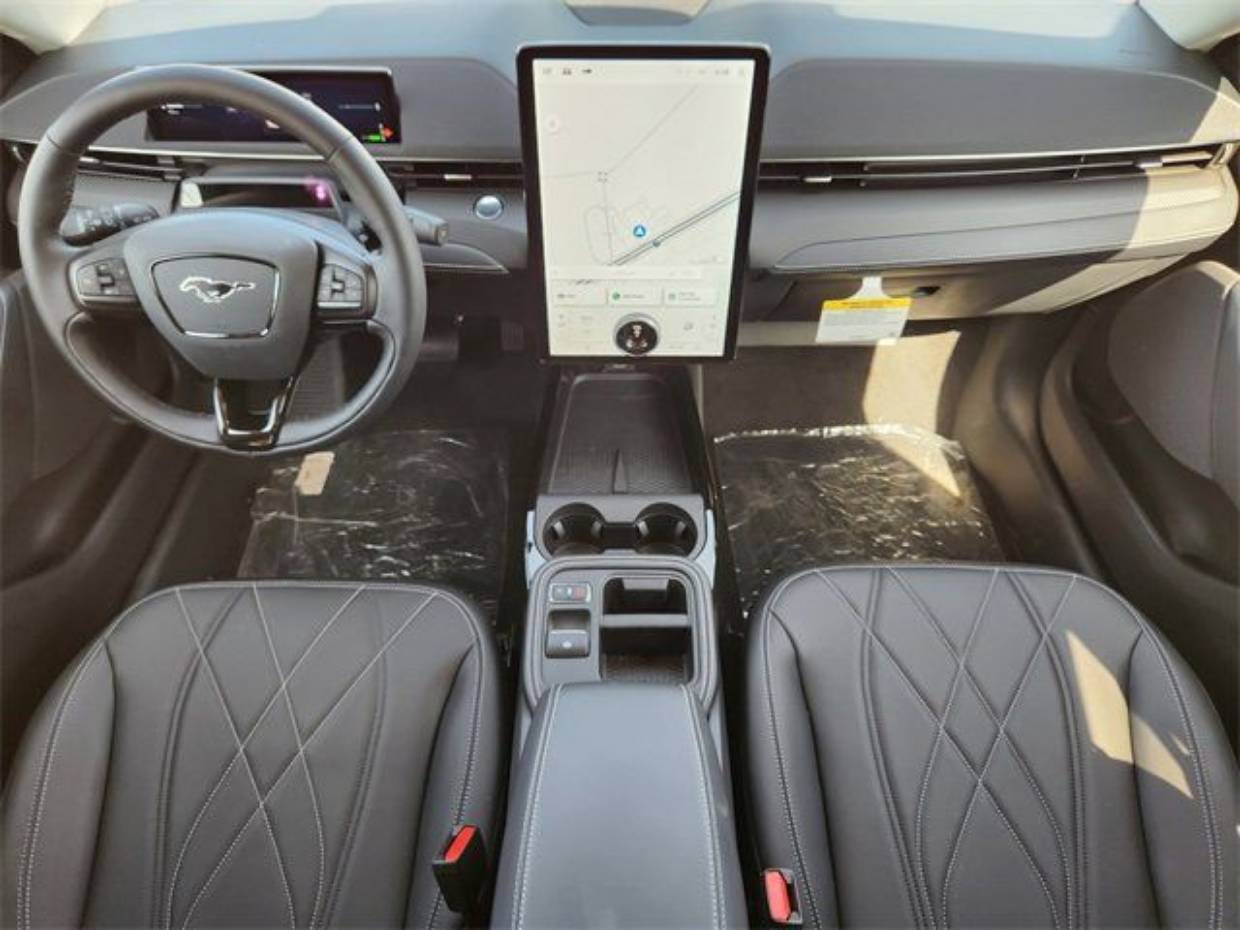 2025 Ford Mustang Mach-E Select - Photo 18