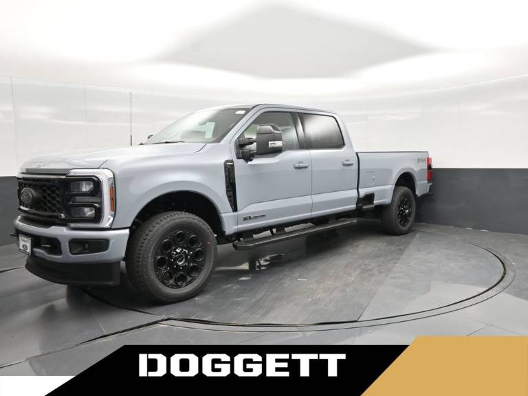 2026 Ford Super Duty F-350 SRW LARIAT