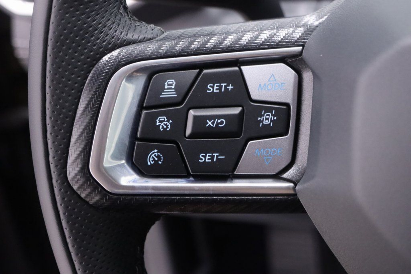 2025 Ford Mustang EcoBoost Premium Convertible - Photo 18