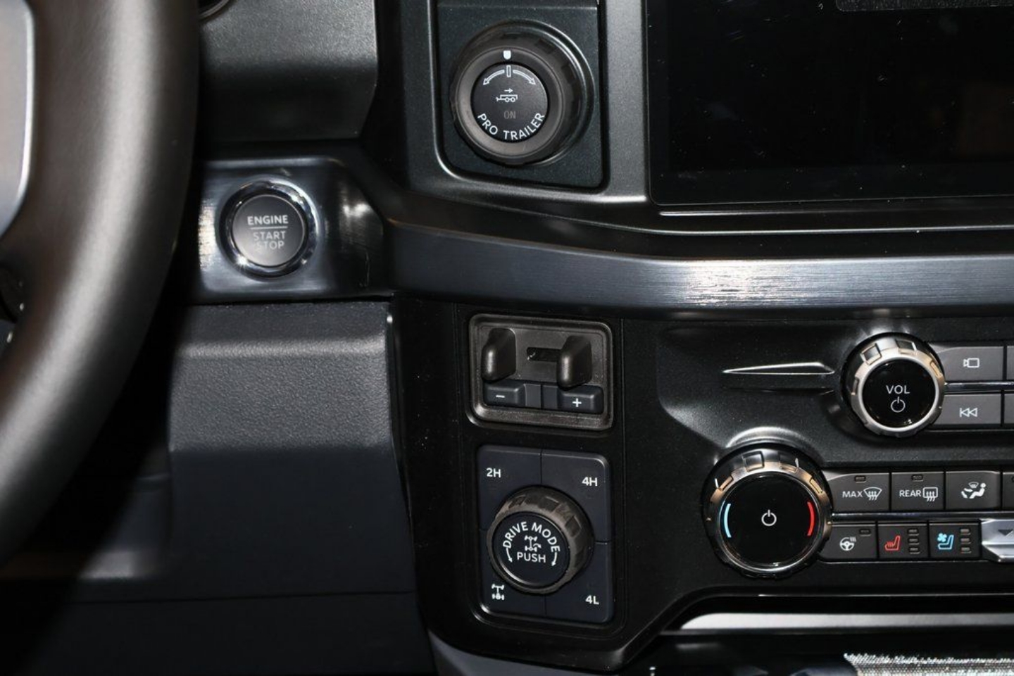 2025 Ford F-350 Super Duty Lariat - Photo 22