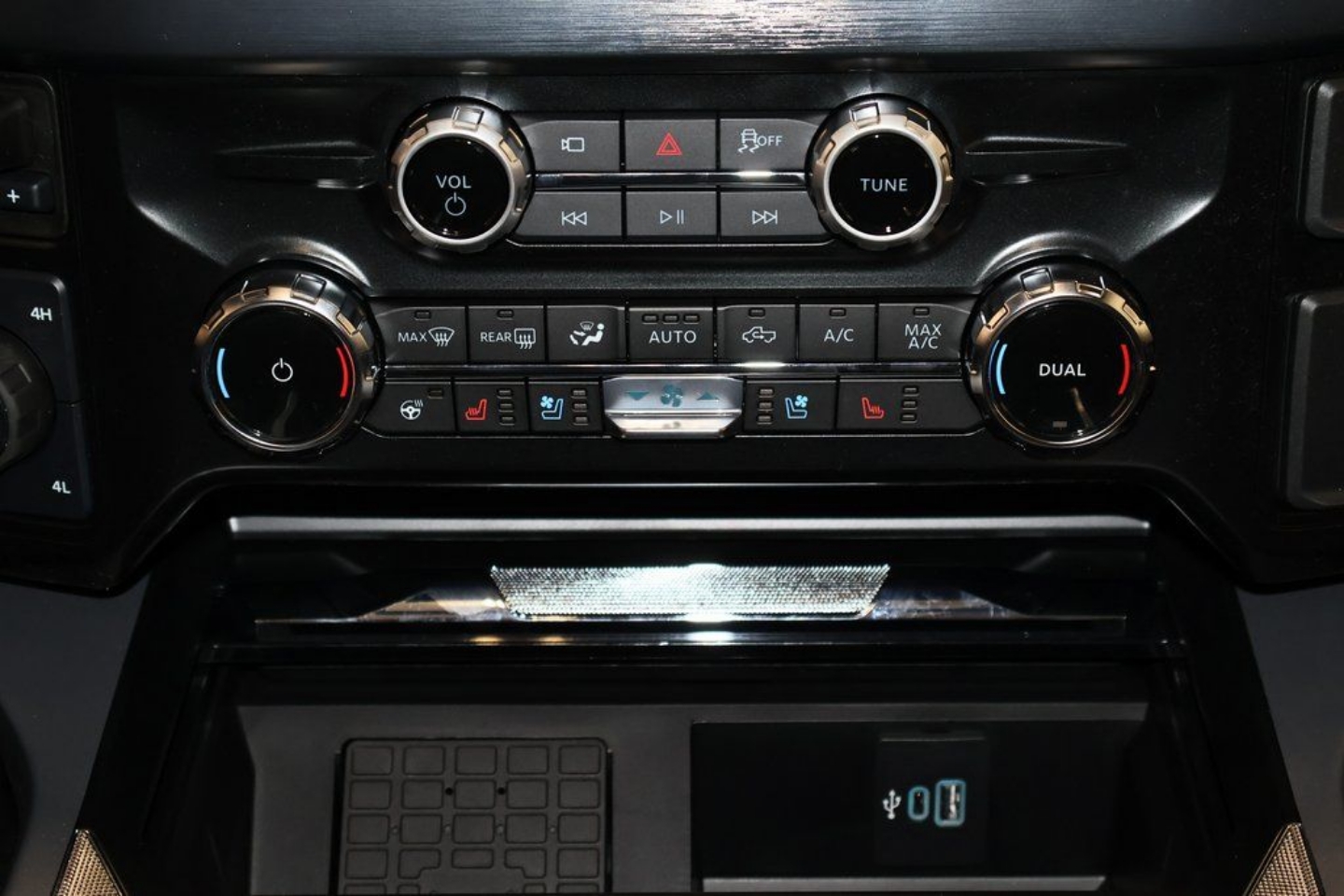 2025 Ford F-350 Super Duty Lariat - Photo 26