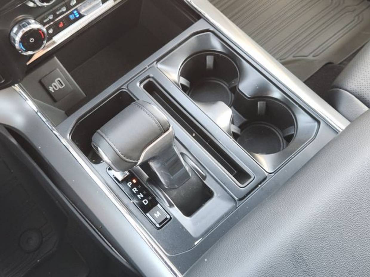 2025 Ford F-150 Lariat - Photo 17