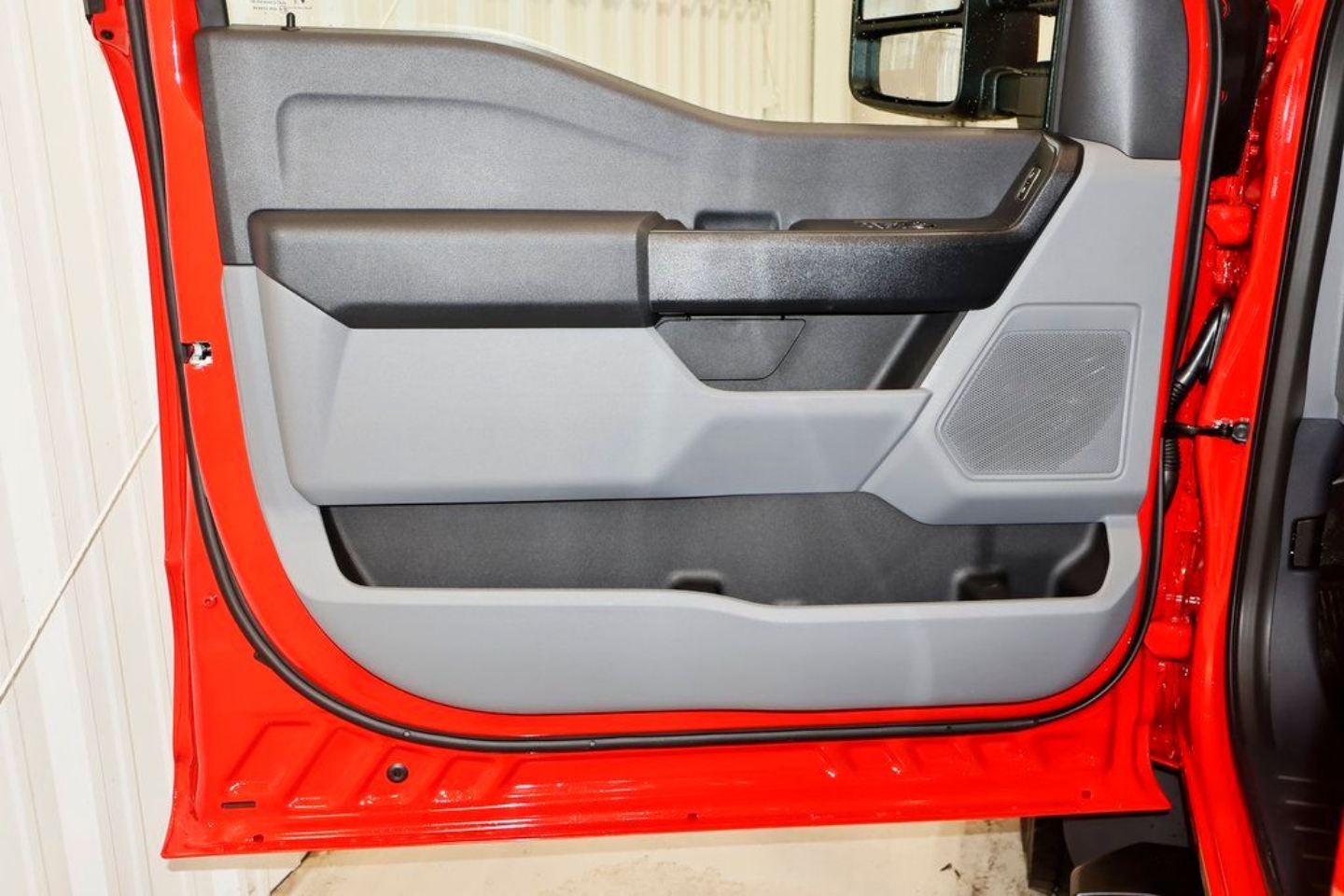 2025 Ford F-600 Super Duty Chassis Cab XL - Photo 9