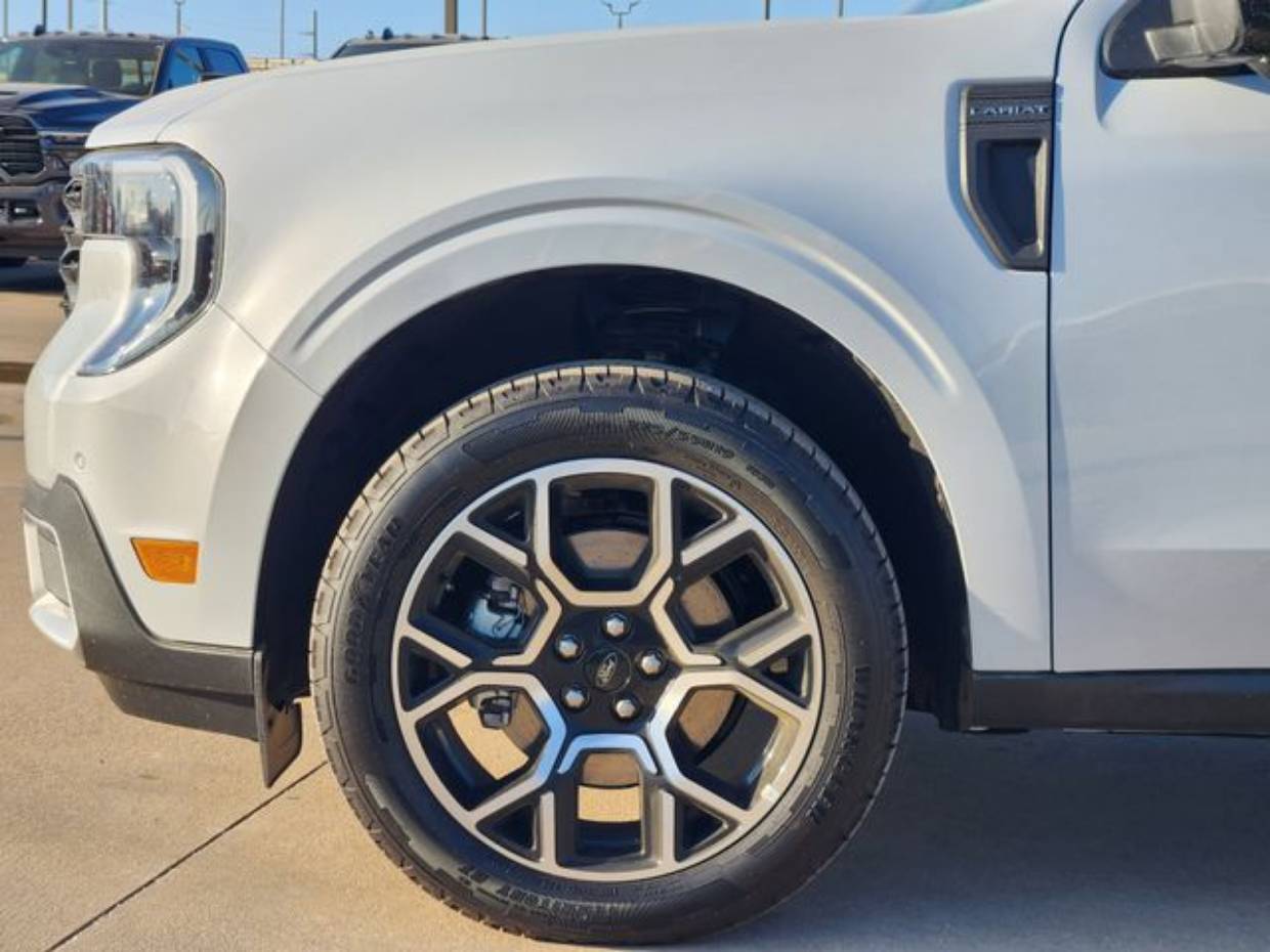 2025 Ford Maverick Lariat - Photo 6