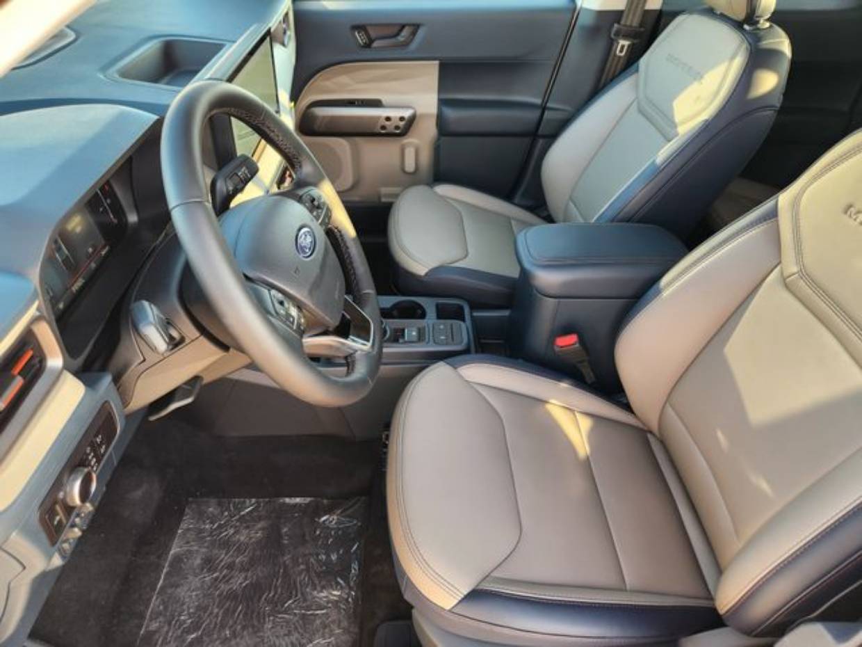 2025 Ford Maverick Lariat - Photo 10