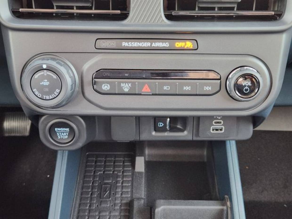 2025 Ford Maverick Lariat - Photo 15
