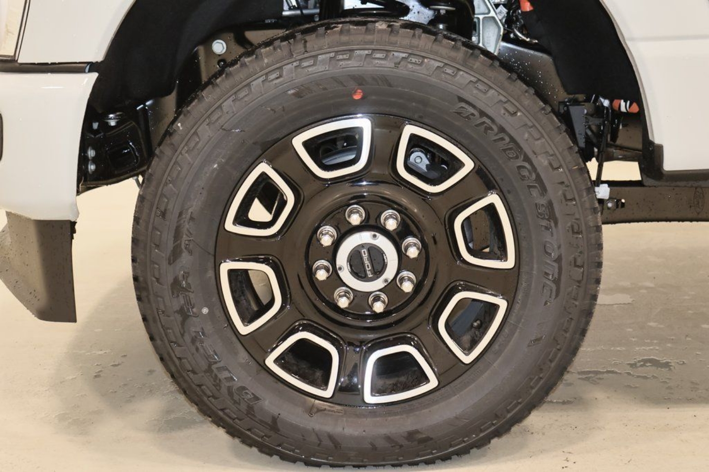 2025 Ford F-350 Super Duty Platinum - Photo 37