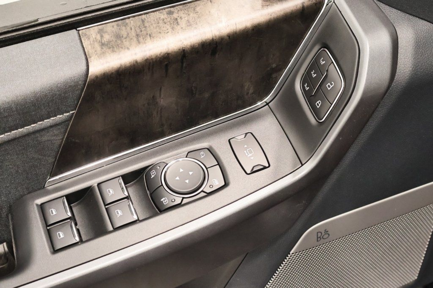 2025 Ford F-350 Super Duty Lariat - Photo 10