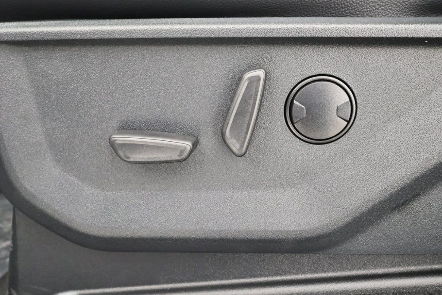 2025 Ford F-350 Super Duty Lariat - Photo 12