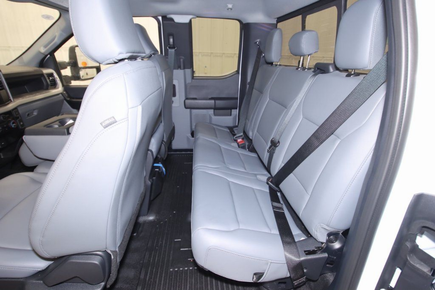 2025 Ford F-350 Super Duty Chassis Cab XL - Photo 12
