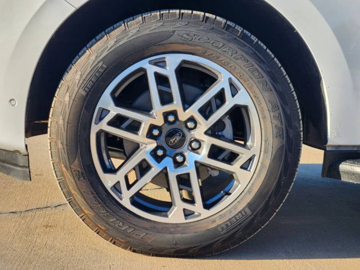 2025 Ford Expedition MAX Active - Photo 8