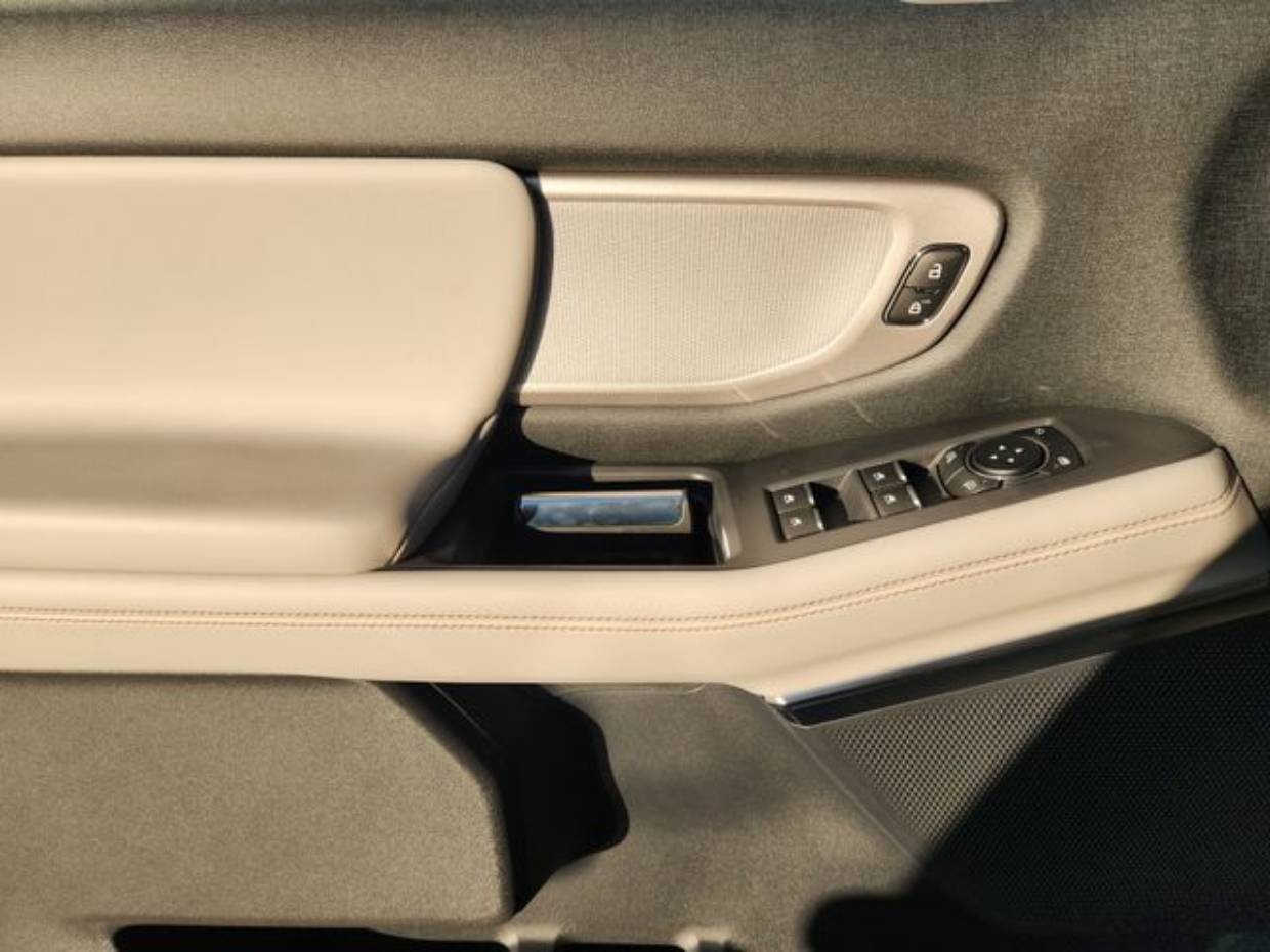 2025 Ford Expedition MAX Active - Photo 17