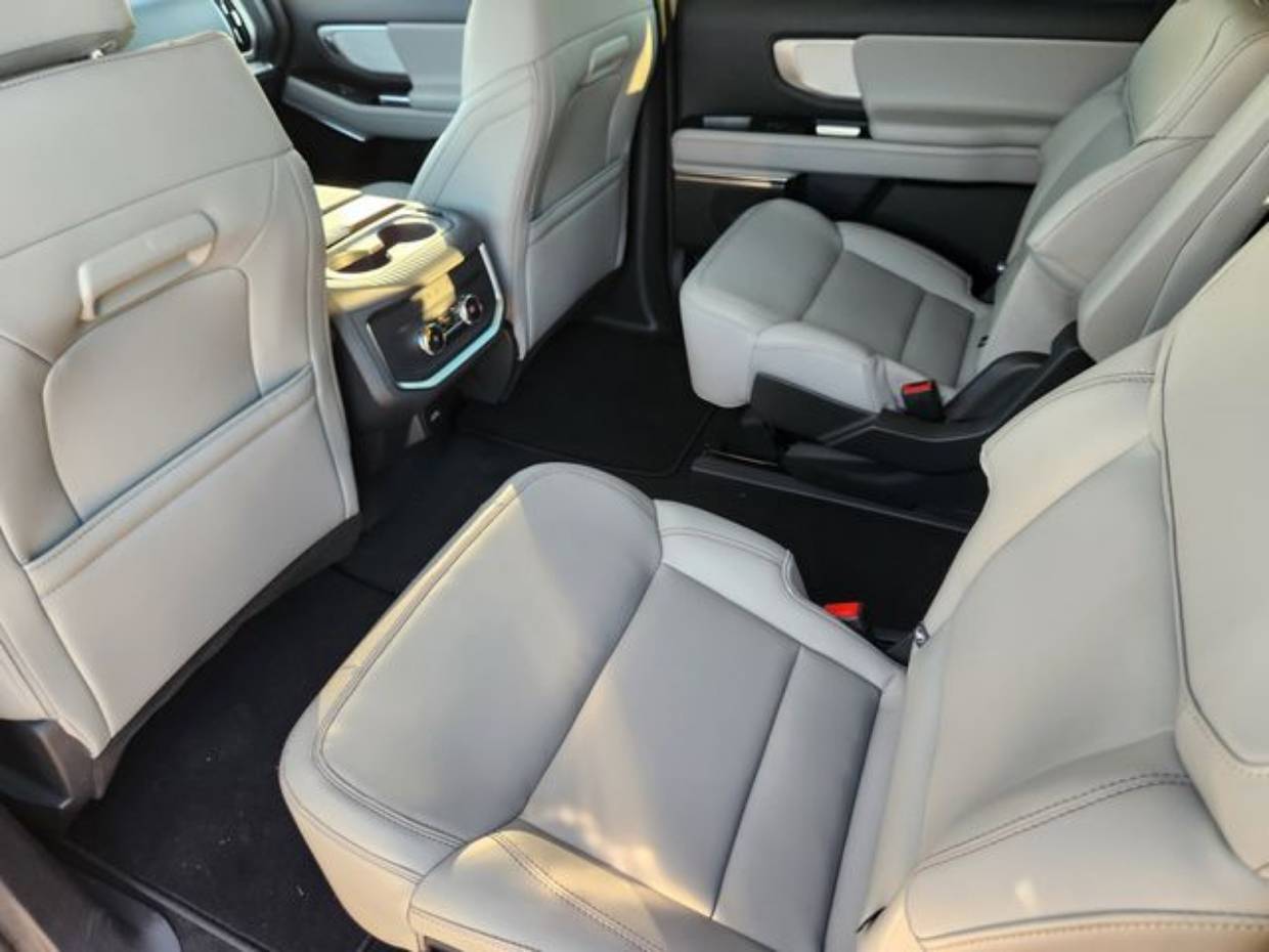 2025 Ford Expedition MAX Active - Photo 21