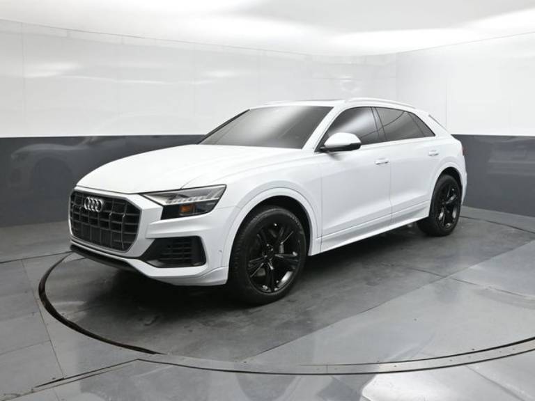 2023 Audi Q8 55 Premium