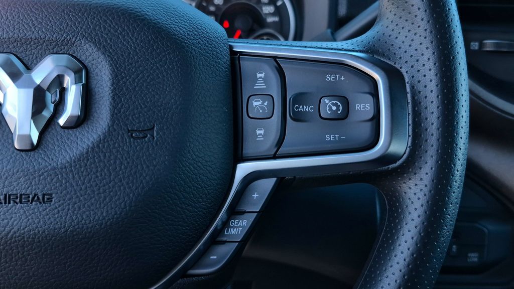 2026 RAM 3500 Chassis Tradesman - Photo 14