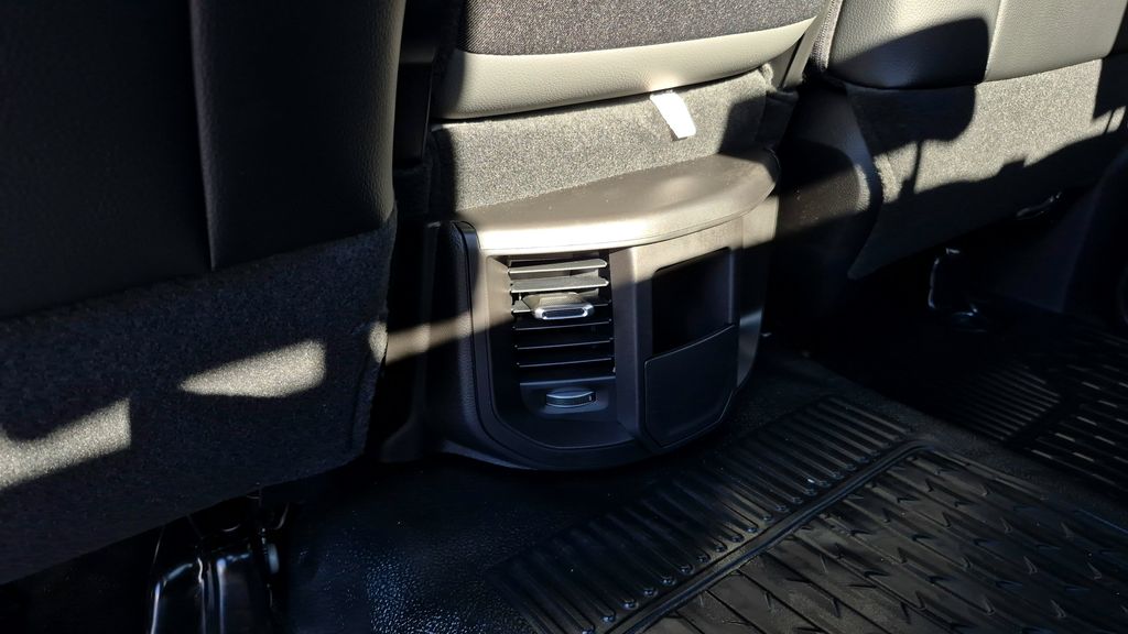 2026 RAM 3500 Chassis Tradesman - Photo 26