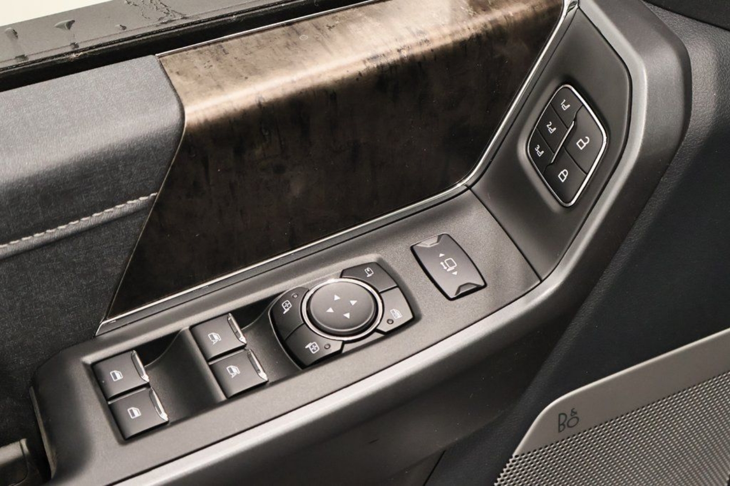 2025 Ford F-350 Super Duty Lariat - Photo 9