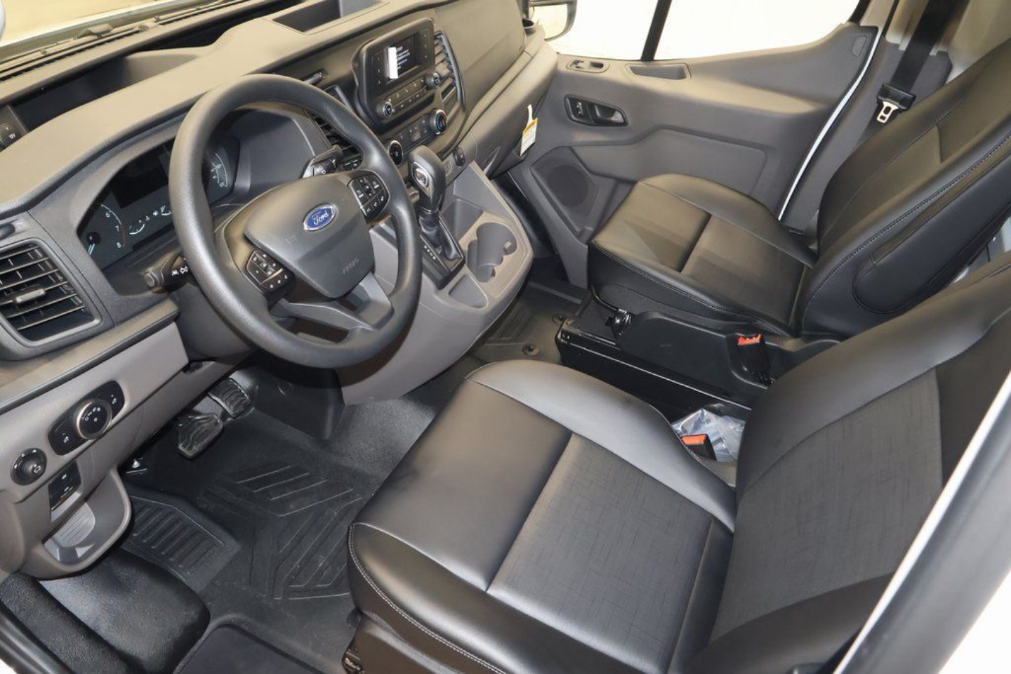 2025 Ford Transit Van Base - Photo 27