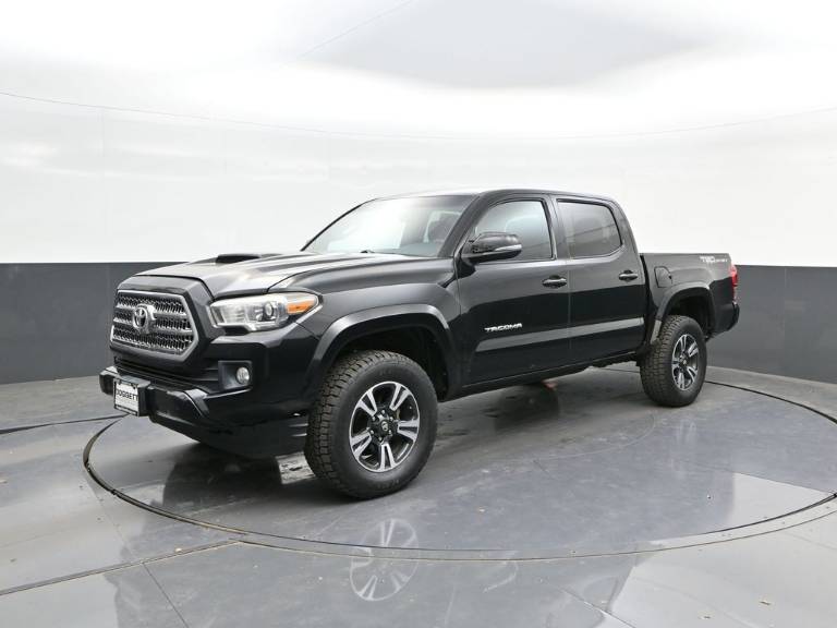 2017 Toyota Tacoma TRD Sport