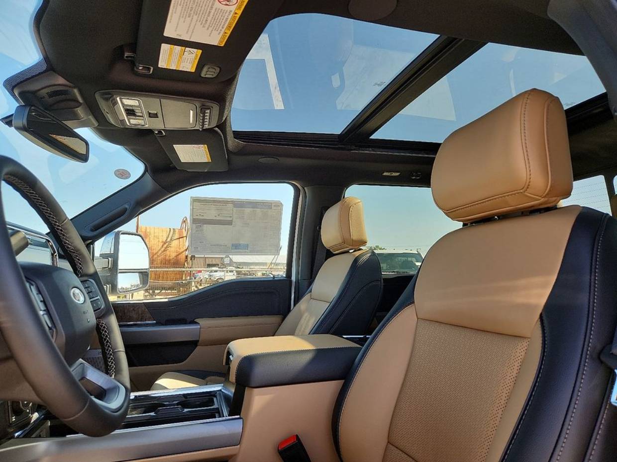 2025 Ford F-350 Super Duty Lariat - Photo 15