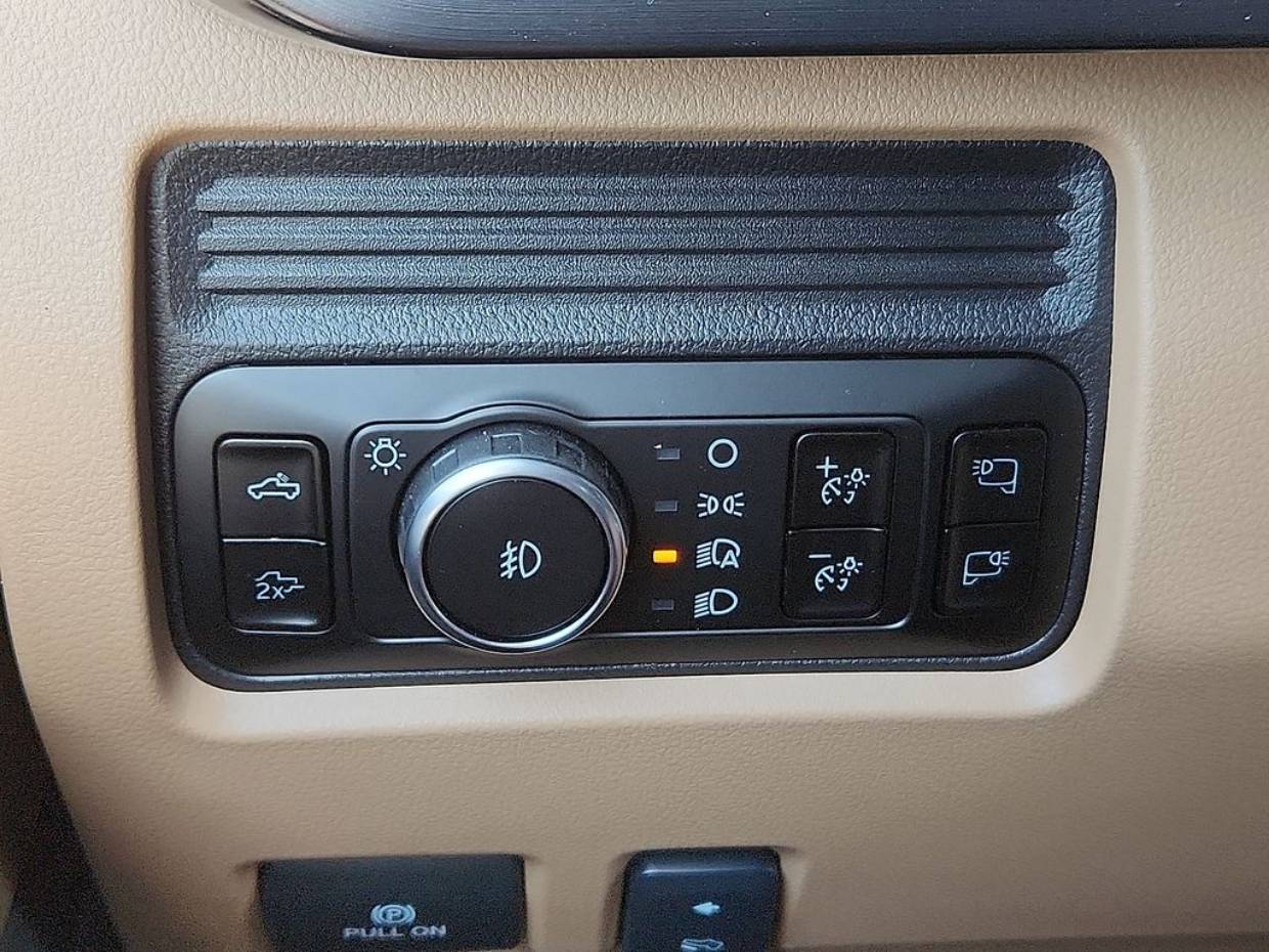 2025 Ford F-350 Super Duty Lariat - Photo 27