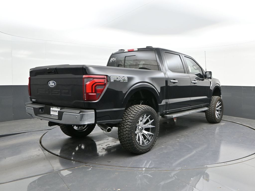 2025 Ford F-150 Lariat - Photo 11