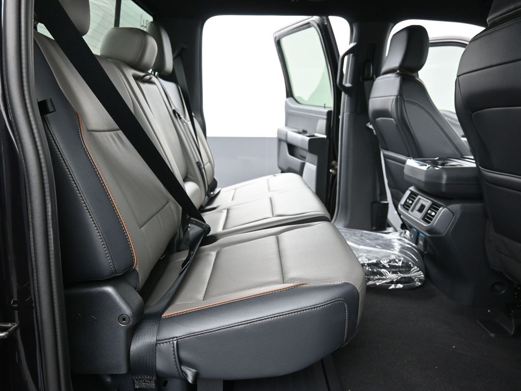 2025 Ford F-150 Lariat - Photo 12
