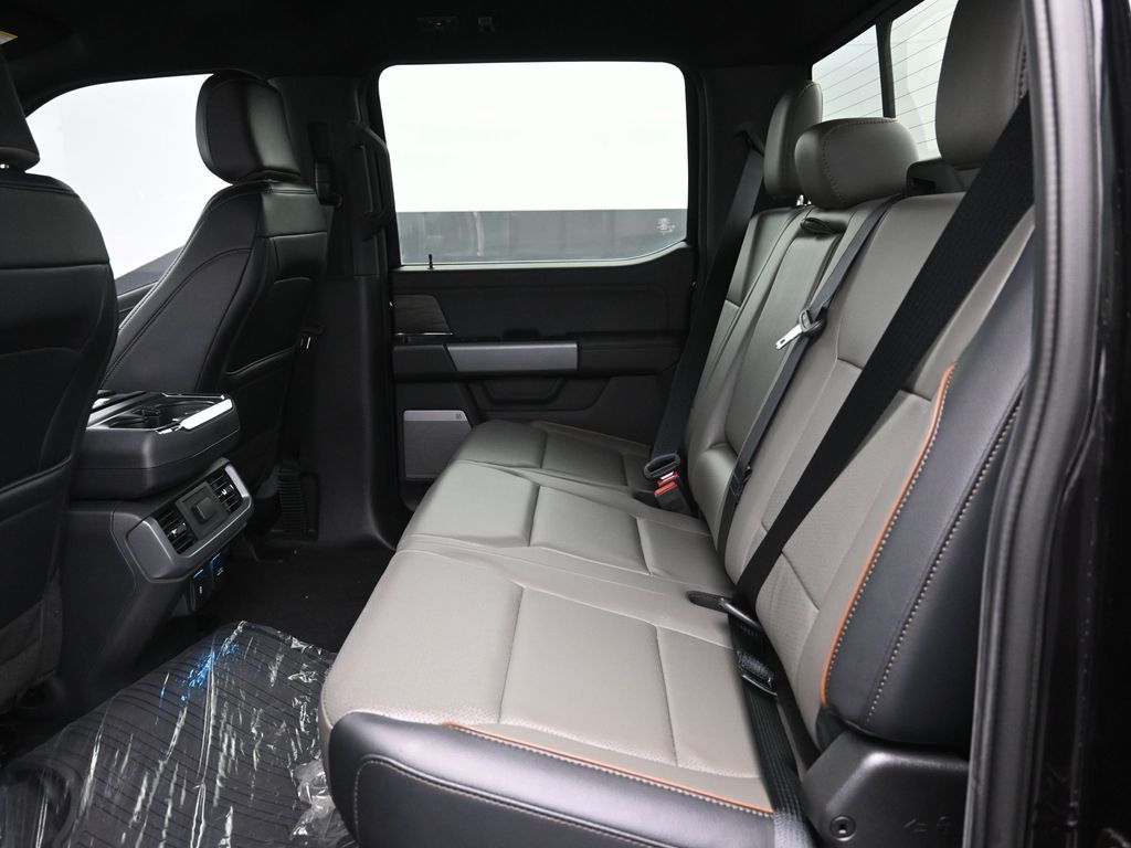 2025 Ford F-150 Lariat - Photo 28