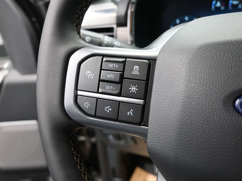 2025 Ford F-150 Lariat - Photo 32