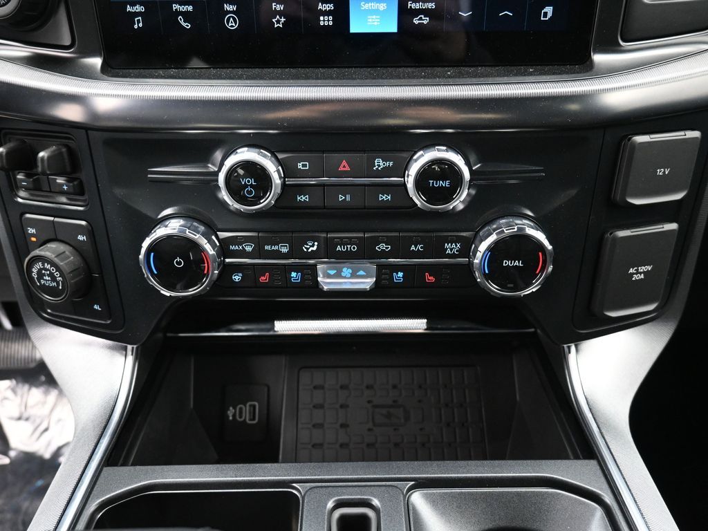 2025 Ford F-150 Platinum - Photo 9