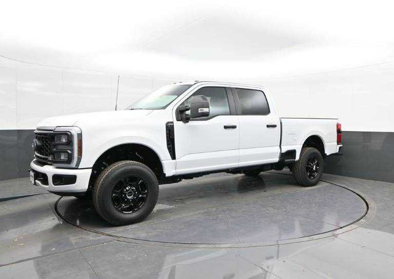 2025 Ford Super Duty F-350 SRW XL