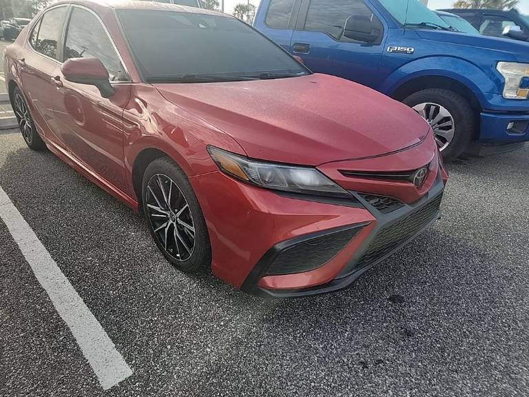 2021 Toyota Camry SE