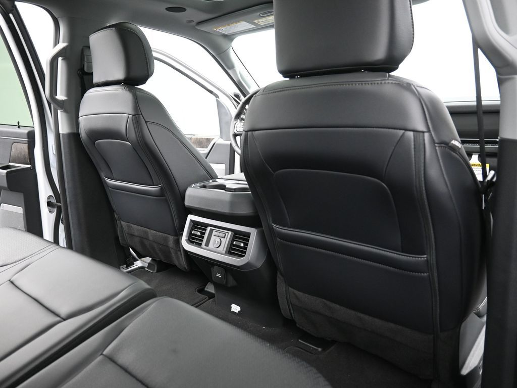 2025 Ford F-350 Super Duty Lariat - Photo 16