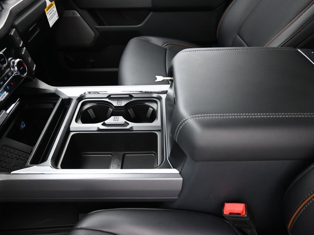 2025 Ford F-350 Super Duty Lariat - Photo 20