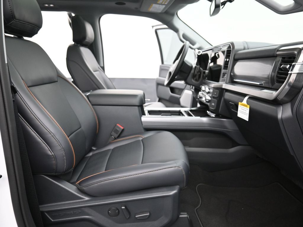 2025 Ford F-350 Super Duty Lariat - Photo 24
