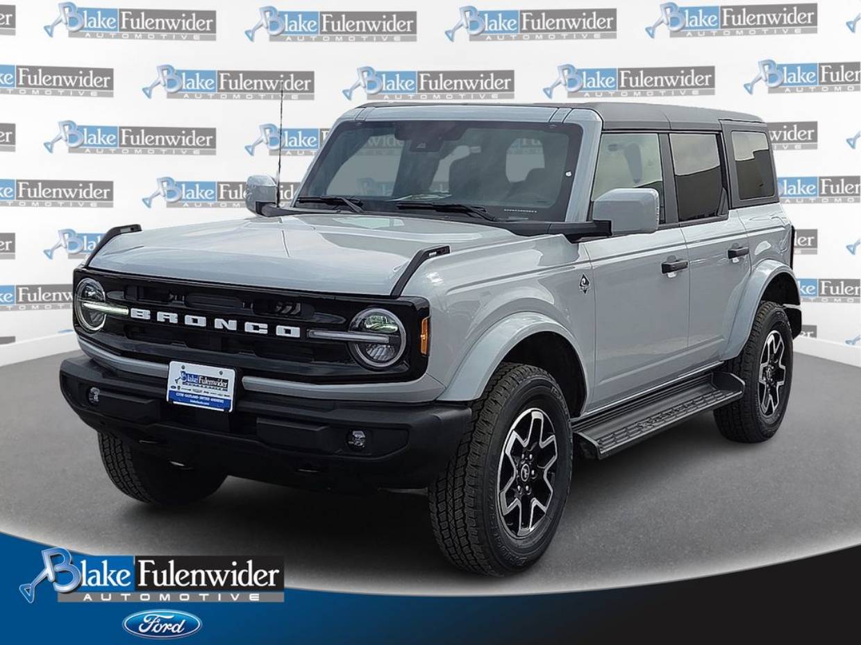 2026 Ford Bronco Outer Banks 4x4's photo