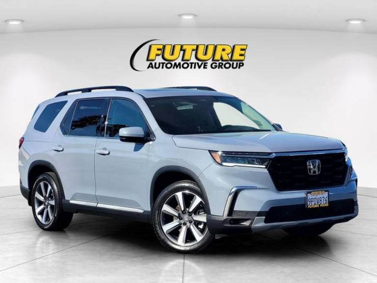 2025 Honda Pilot Touring
