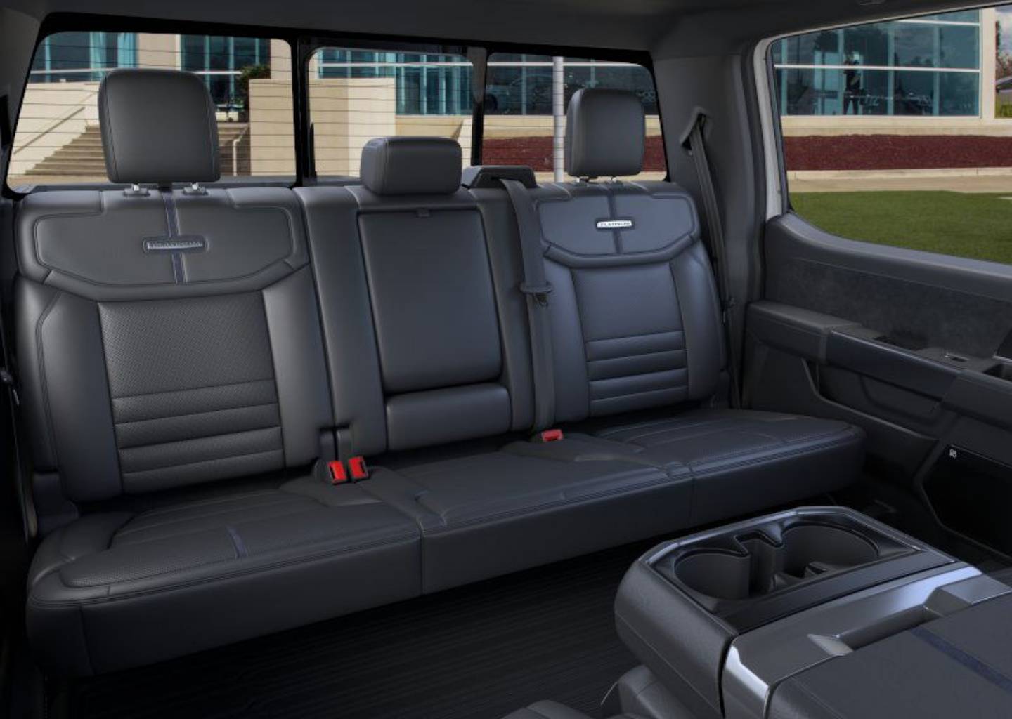 2025 Ford F-150 Platinum - Photo 11