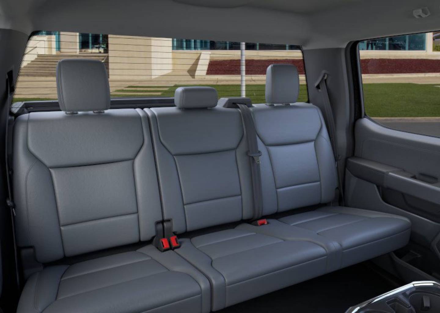 2025 Ford F-150 Lightning Flash - Photo 11