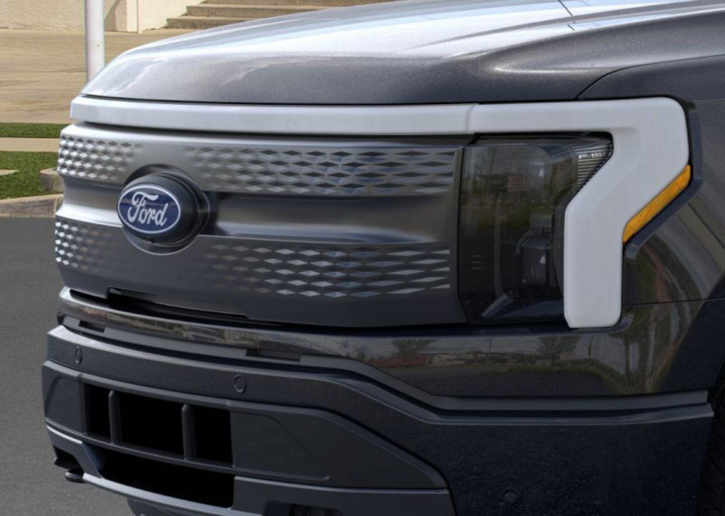 2025 Ford F-150 Lightning Flash - Photo 17