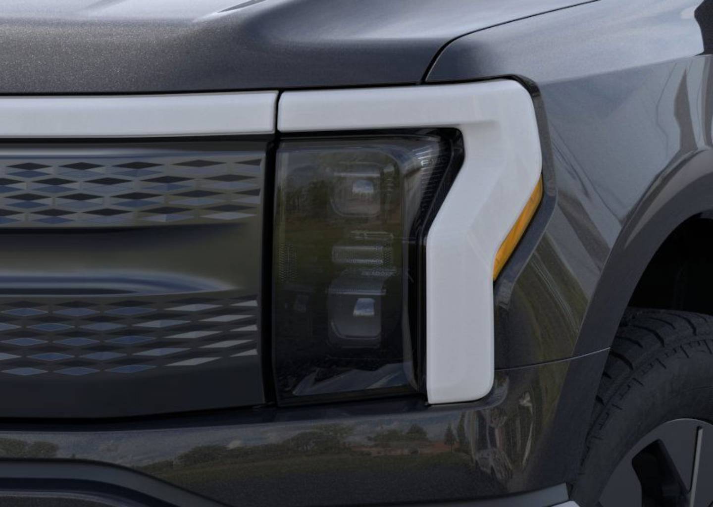 2025 Ford F-150 Lightning Flash - Photo 18