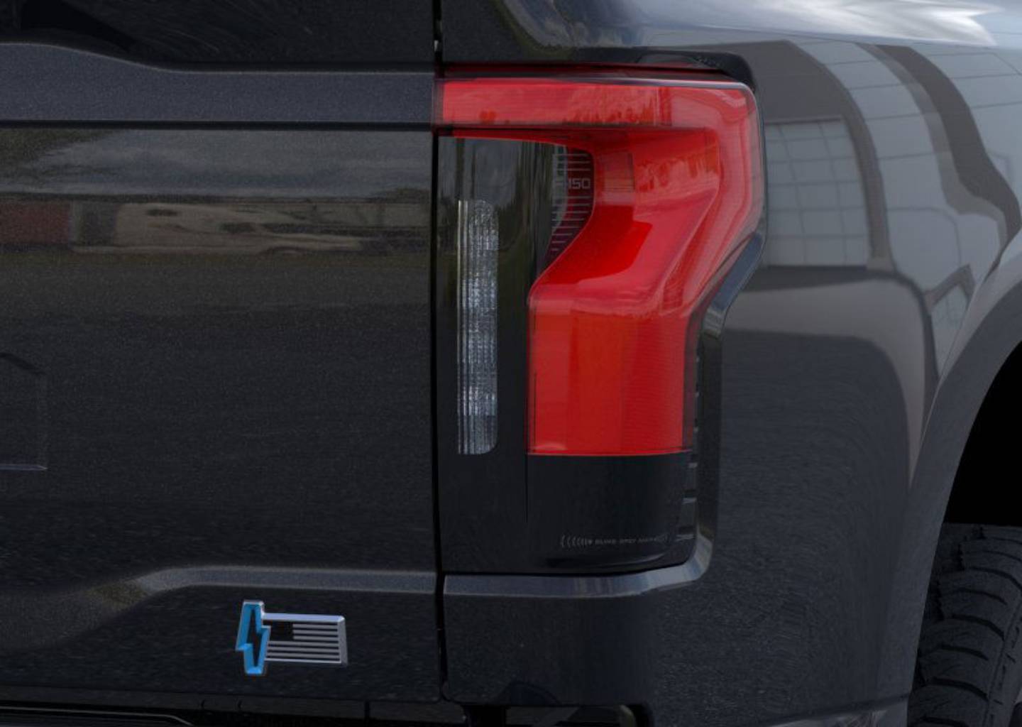 2025 Ford F-150 Lightning Flash - Photo 21
