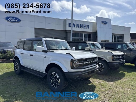 2026 Ford Bronco Outer Banks